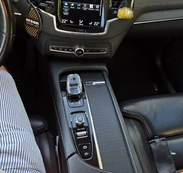 Вольво ХС90 2020 в Черновцах на Automoto.ua Белый Вольво ХС90, объемом двигателя 2 л и пробегом 111 тыс. км за 44000 $, фото 17 на Automoto.ua