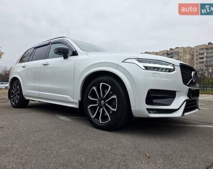 Белый Вольво ХС90, объемом двигателя 1.97 л и пробегом 117 тыс. км за 45500 $, фото 7 на Automoto.ua