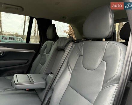 Белый Вольво ХС90, объемом двигателя 2 л и пробегом 145 тыс. км за 38400 $, фото 126 на Automoto.ua