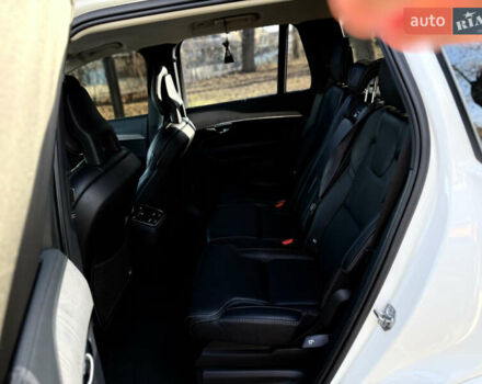 Белый Вольво ХС90, объемом двигателя 1.97 л и пробегом 105 тыс. км за 43500 $, фото 61 на Automoto.ua