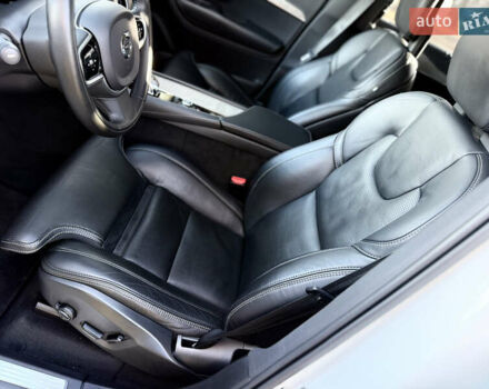 Белый Вольво ХС90, объемом двигателя 1.97 л и пробегом 105 тыс. км за 43500 $, фото 66 на Automoto.ua