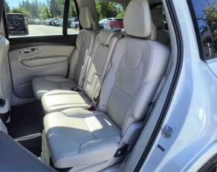 Білий Вольво ХС90, об'ємом двигуна 2 л та пробігом 50 тис. км за 10500 $, фото 9 на Automoto.ua