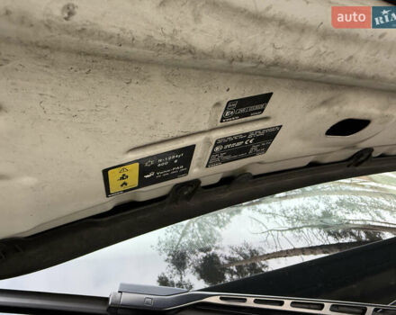 Белый Вольво ХС90, объемом двигателя 2 л и пробегом 145 тыс. км за 38400 $, фото 178 на Automoto.ua