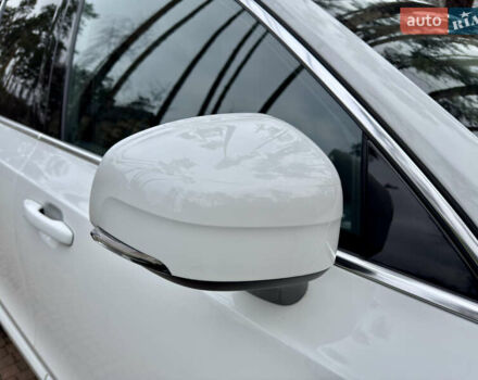 Белый Вольво ХС90, объемом двигателя 2 л и пробегом 145 тыс. км за 38400 $, фото 61 на Automoto.ua