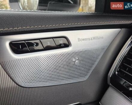 Белый Вольво ХС90, объемом двигателя 1.97 л и пробегом 117 тыс. км за 45500 $, фото 23 на Automoto.ua