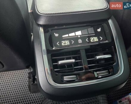 Белый Вольво ХС90, объемом двигателя 1.97 л и пробегом 117 тыс. км за 45500 $, фото 42 на Automoto.ua