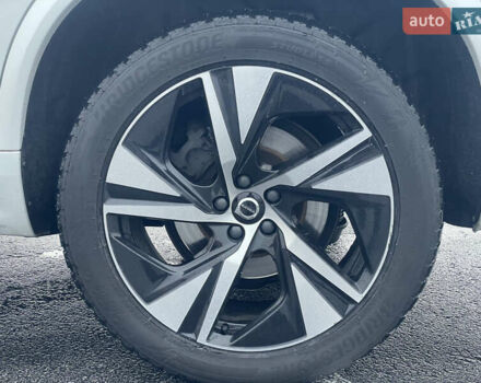 Белый Вольво ХС90, объемом двигателя 1.97 л и пробегом 98 тыс. км за 43500 $, фото 30 на Automoto.ua