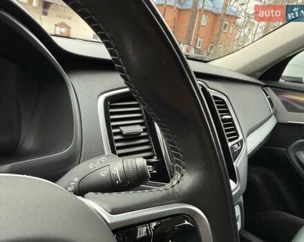 Белый Вольво ХС90, объемом двигателя 2 л и пробегом 145 тыс. км за 38400 $, фото 101 на Automoto.ua