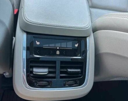 Белый Вольво ХС90, объемом двигателя 2 л и пробегом 46 тыс. км за 28000 $, фото 12 на Automoto.ua