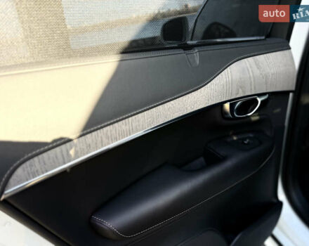 Белый Вольво ХС90, объемом двигателя 1.97 л и пробегом 105 тыс. км за 43500 $, фото 59 на Automoto.ua