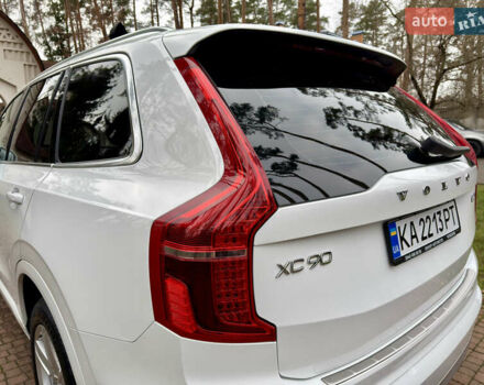 Белый Вольво ХС90, объемом двигателя 2 л и пробегом 145 тыс. км за 38400 $, фото 42 на Automoto.ua