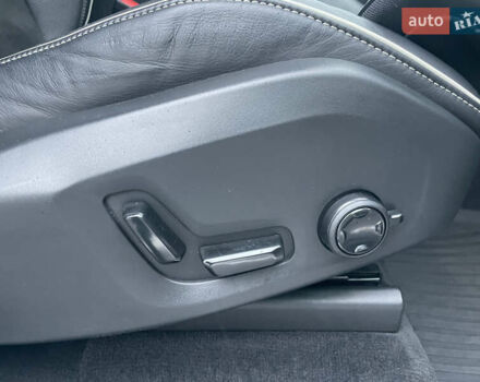 Белый Вольво ХС90, объемом двигателя 1.97 л и пробегом 98 тыс. км за 43500 $, фото 33 на Automoto.ua