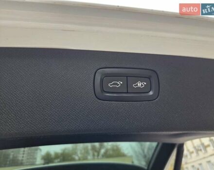 Белый Вольво ХС90, объемом двигателя 1.97 л и пробегом 117 тыс. км за 45500 $, фото 21 на Automoto.ua