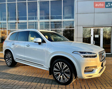 Белый Вольво ХС90, объемом двигателя 1.97 л и пробегом 85 тыс. км за 47800 $, фото 6 на Automoto.ua