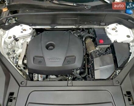 Белый Вольво ХС90, объемом двигателя 1.97 л и пробегом 168 тыс. км за 17500 $, фото 11 на Automoto.ua