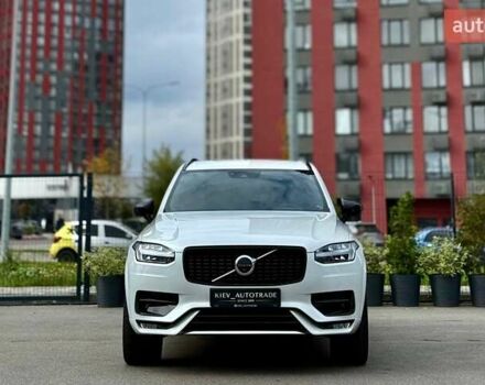 Вольво ХС90 2021 в Киеве на Automoto.ua Белый Вольво ХС90, объемом двигателя 2 л и пробегом 57 тыс. км за 45500 $, фото 5 на Automoto.ua