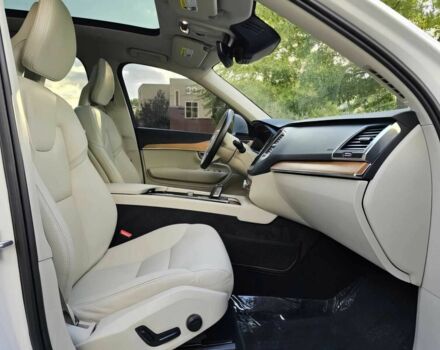 Вольво ХС90 2021 у Дніпро (Дніпропетровську) на Automoto.ua Білий Вольво ХС90, об'ємом двигуна 2 л та пробігом 25 тис. км за 26700 $, фото 6 на Automoto.ua