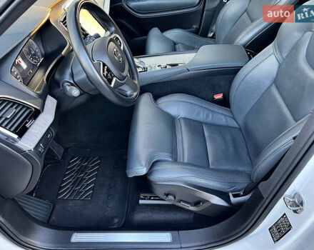 Белый Вольво ХС90, объемом двигателя 1.97 л и пробегом 85 тыс. км за 47800 $, фото 34 на Automoto.ua