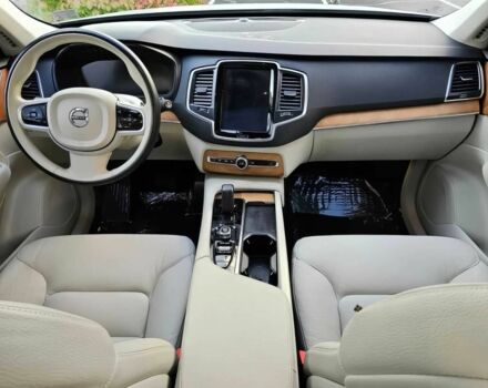 Вольво ХС90 2021 у Дніпро (Дніпропетровську) на Automoto.ua Білий Вольво ХС90, об'ємом двигуна 2 л та пробігом 25 тис. км за 26700 $, фото 9 на Automoto.ua