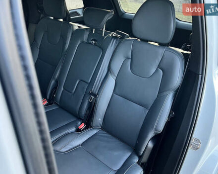 Белый Вольво ХС90, объемом двигателя 1.97 л и пробегом 85 тыс. км за 47800 $, фото 47 на Automoto.ua