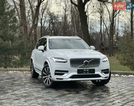 Белый Вольво ХС90, объемом двигателя 2 л и пробегом 142 тыс. км за 42888 $, фото 79 на Automoto.ua