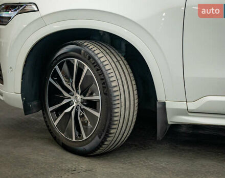 Белый Вольво ХС90, объемом двигателя 2 л и пробегом 111 тыс. км за 47030 $, фото 10 на Automoto.ua