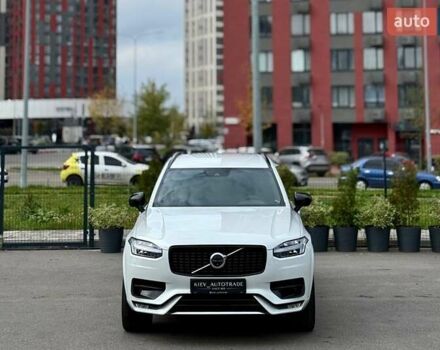 Вольво ХС90 2021 в Киеве на Automoto.ua Белый Вольво ХС90, объемом двигателя 2 л и пробегом 57 тыс. км за 45500 $, фото 6 на Automoto.ua