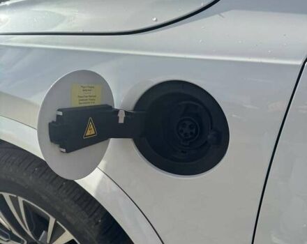 Белый Вольво ХС90, объемом двигателя 1.97 л и пробегом 33 тыс. км за 39000 $, фото 6 на Automoto.ua