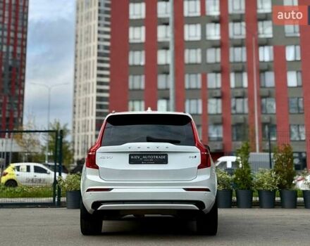 Вольво ХС90 2021 в Киеве на Automoto.ua Белый Вольво ХС90, объемом двигателя 2 л и пробегом 57 тыс. км за 45500 $, фото 14 на Automoto.ua