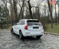 Белый Вольво ХС90, объемом двигателя 2 л и пробегом 142 тыс. км за 42888 $, фото 92 на Automoto.ua