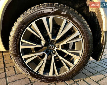 Белый Вольво ХС90, объемом двигателя 1.97 л и пробегом 85 тыс. км за 47800 $, фото 27 на Automoto.ua