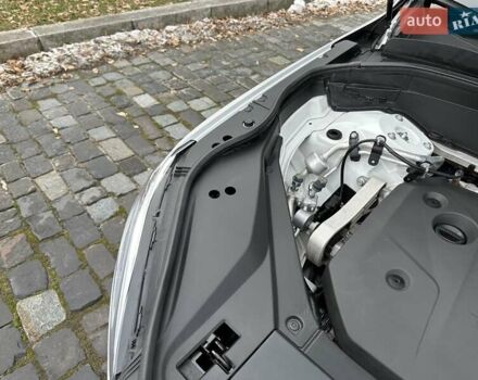 Белый Вольво ХС90, объемом двигателя 2 л и пробегом 142 тыс. км за 42888 $, фото 24 на Automoto.ua