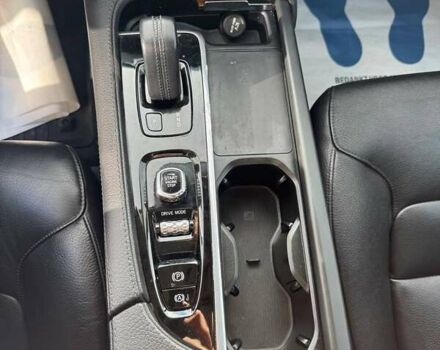 Белый Вольво ХС90, объемом двигателя 1.97 л и пробегом 33 тыс. км за 39000 $, фото 13 на Automoto.ua