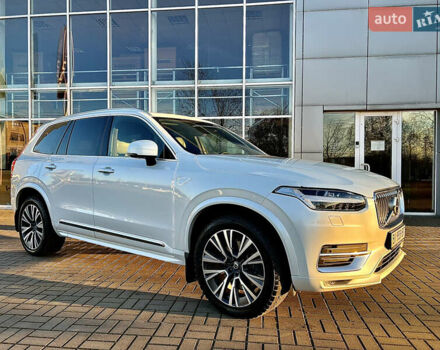 Белый Вольво ХС90, объемом двигателя 1.97 л и пробегом 85 тыс. км за 47800 $, фото 4 на Automoto.ua