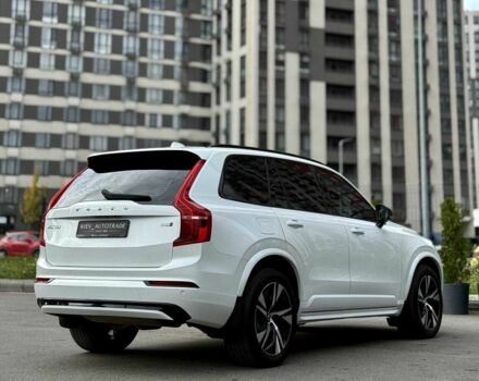 Вольво ХС90 2021 в Киеве на Automoto.ua Белый Вольво ХС90, объемом двигателя 2 л и пробегом 57 тыс. км за 45500 $, фото 1 на Automoto.ua