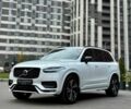 Вольво ХС90 2021 в Киеве на Automoto.ua Белый Вольво ХС90, объемом двигателя 2 л и пробегом 57 тыс. км за 45500 $, фото 3 на Automoto.ua