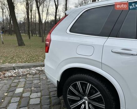 Белый Вольво ХС90, объемом двигателя 2 л и пробегом 142 тыс. км за 42888 $, фото 88 на Automoto.ua