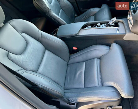 Белый Вольво ХС90, объемом двигателя 1.97 л и пробегом 85 тыс. км за 47800 $, фото 49 на Automoto.ua