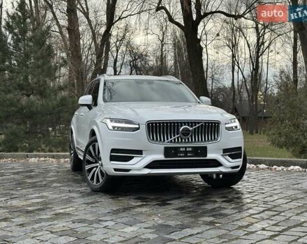Белый Вольво ХС90, объемом двигателя 2 л и пробегом 142 тыс. км за 42888 $, фото 80 на Automoto.ua