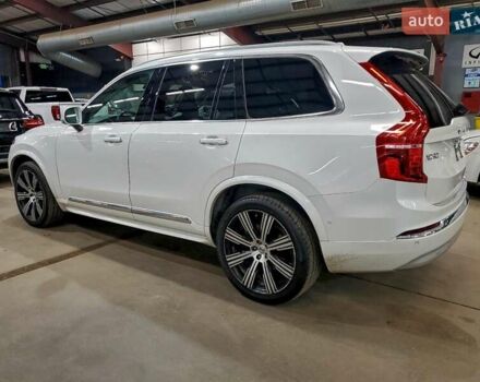 Белый Вольво ХС90, объемом двигателя 1.97 л и пробегом 168 тыс. км за 17500 $, фото 2 на Automoto.ua