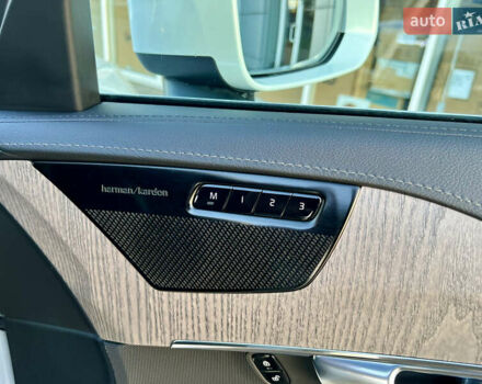 Белый Вольво ХС90, объемом двигателя 1.97 л и пробегом 85 тыс. км за 47800 $, фото 55 на Automoto.ua