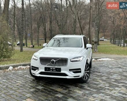 Белый Вольво ХС90, объемом двигателя 2 л и пробегом 142 тыс. км за 42888 $, фото 2 на Automoto.ua