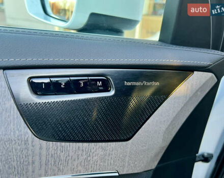 Белый Вольво ХС90, объемом двигателя 1.97 л и пробегом 85 тыс. км за 47800 $, фото 32 на Automoto.ua