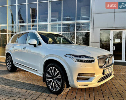 Белый Вольво ХС90, объемом двигателя 1.97 л и пробегом 85 тыс. км за 47800 $, фото 5 на Automoto.ua