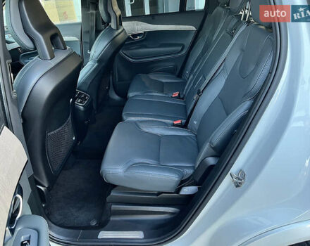 Белый Вольво ХС90, объемом двигателя 1.97 л и пробегом 85 тыс. км за 47800 $, фото 44 на Automoto.ua