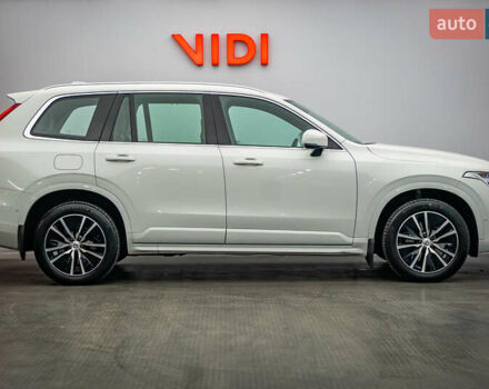 Белый Вольво ХС90, объемом двигателя 2 л и пробегом 111 тыс. км за 47030 $, фото 3 на Automoto.ua