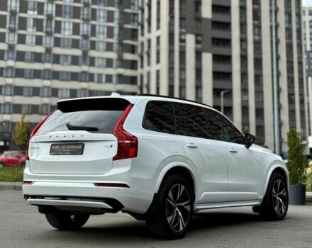 Вольво ХС90 2021 в Киеве на Automoto.ua Белый Вольво ХС90, объемом двигателя 2 л и пробегом 57 тыс. км за 45500 $, фото 9 на Automoto.ua