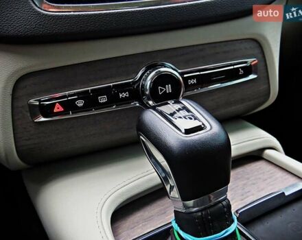 Белый Вольво ХС90, объемом двигателя 1.97 л и пробегом 50 тыс. км за 43800 $, фото 15 на Automoto.ua