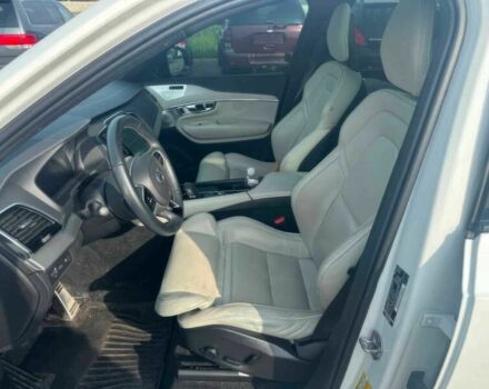 Білий Вольво ХС90, об'ємом двигуна 2 л та пробігом 21 тис. км за 12500 $, фото 8 на Automoto.ua