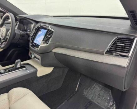 Белый Вольво ХС90, объемом двигателя 2 л и пробегом 54 тыс. км за 29900 $, фото 12 на Automoto.ua